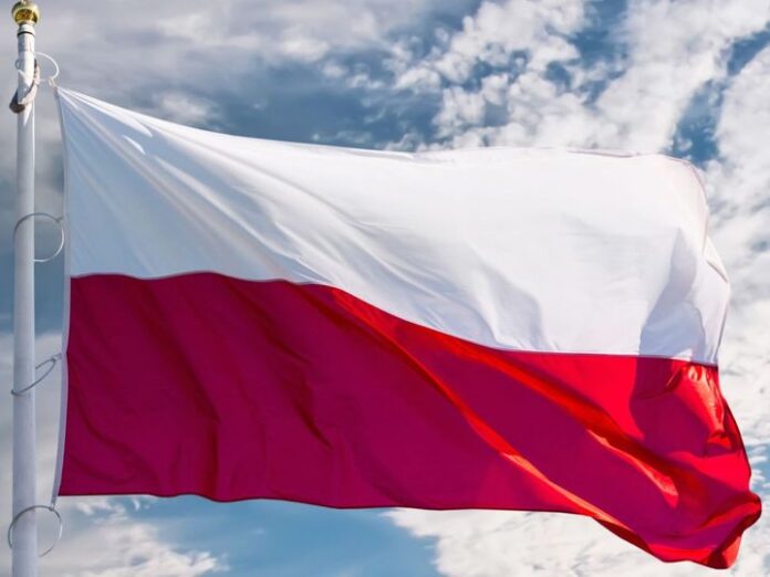 Niech żyje Polska!
 #11listopada #SwiętoNiepodległości
