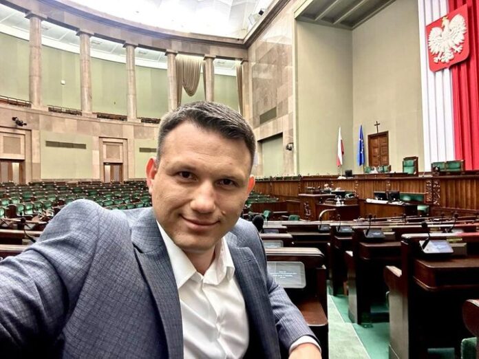 Sławomir Mentzen: Jutro obrady wznawia Sejm. Od 10:30 mam Komisję Finansów Publi...